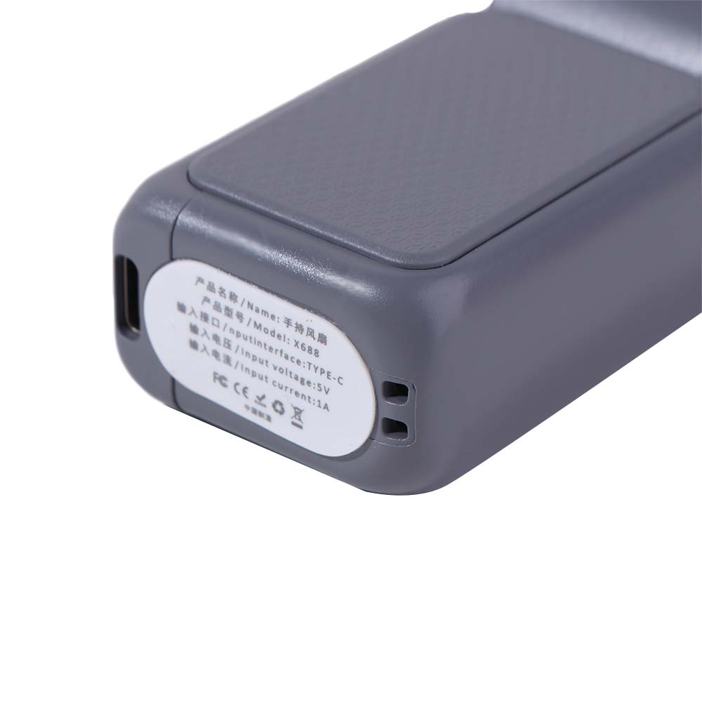Mini ventilatore portatile a 6 - Office Tech Gear recensione e prezzo
